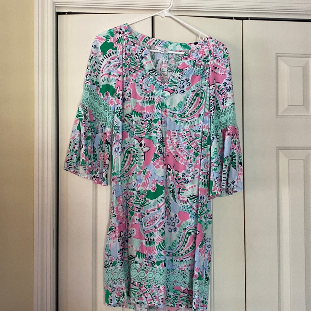 Crown and Ivey pretty Spring and Summer Dress Size S Light weigh